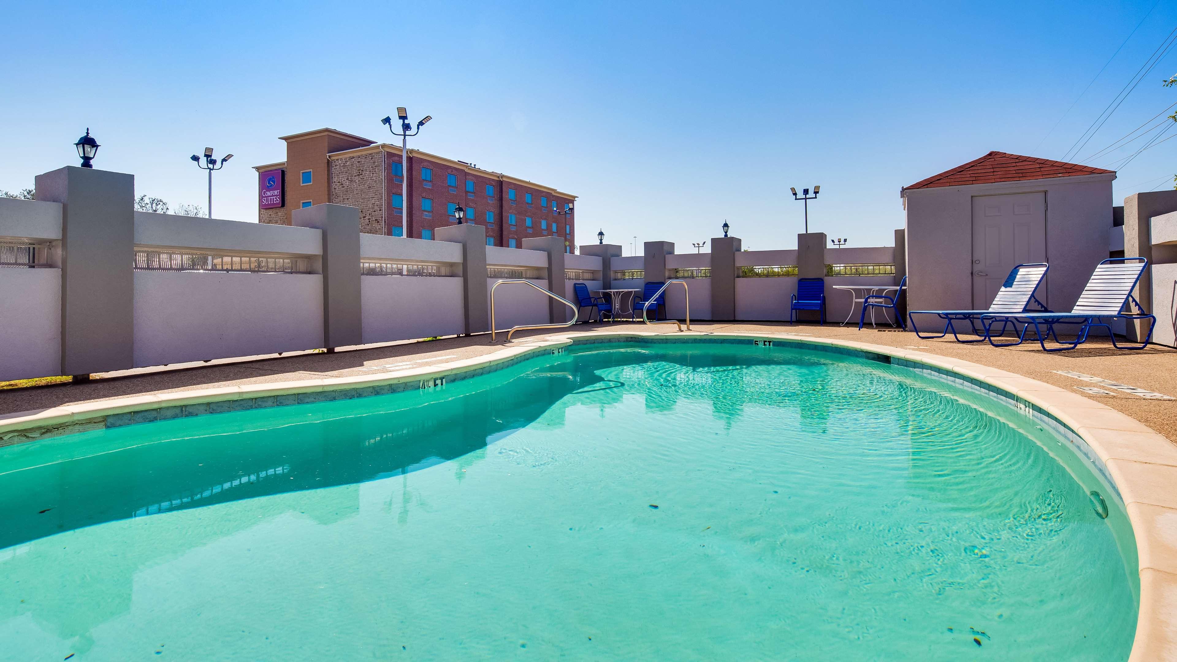 Surestay Plus By Best Western Fort Worth Benbrook Экстерьер фото