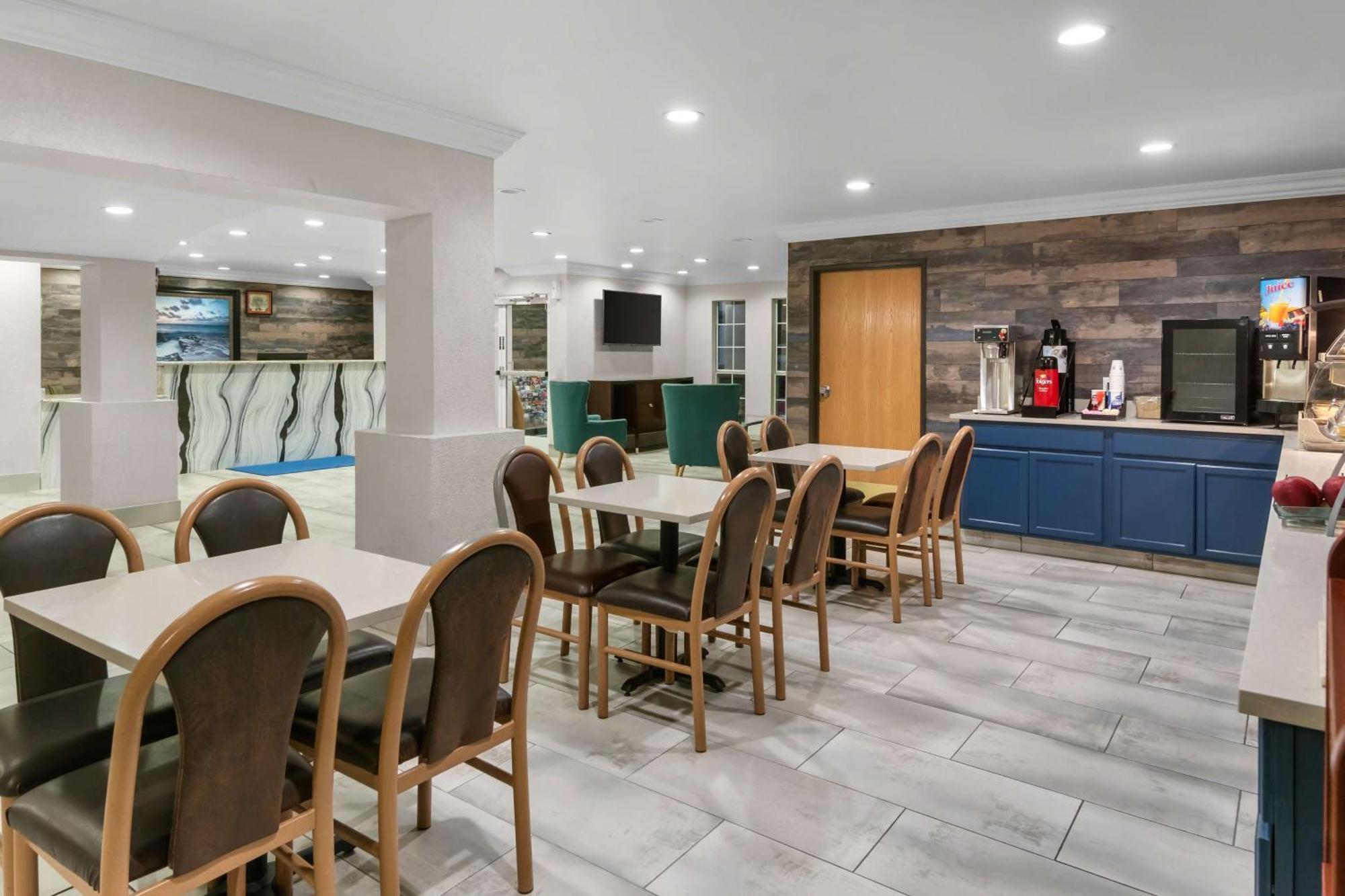 Surestay Plus By Best Western Fort Worth Benbrook Экстерьер фото