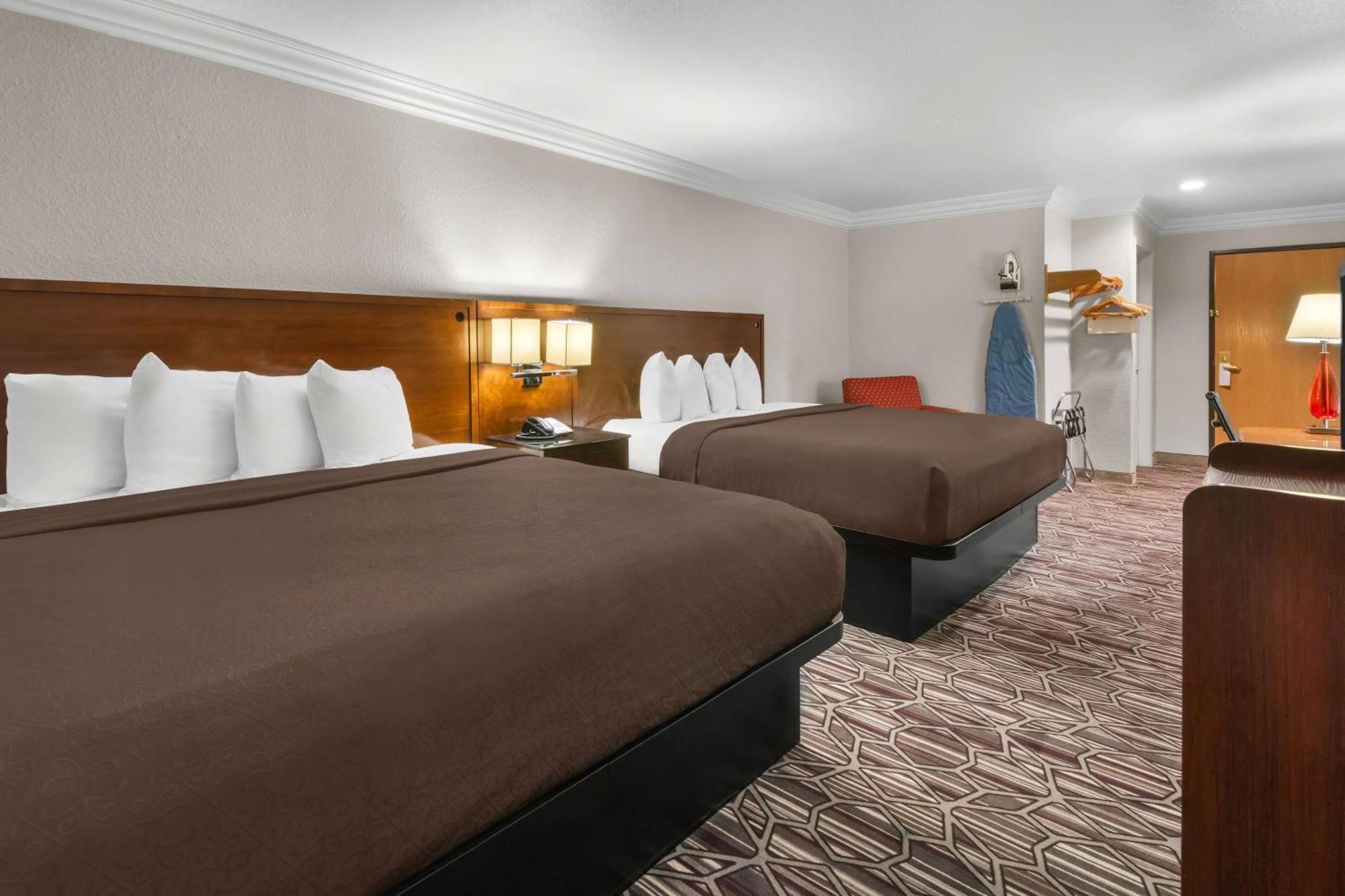 Surestay Plus By Best Western Fort Worth Benbrook Экстерьер фото