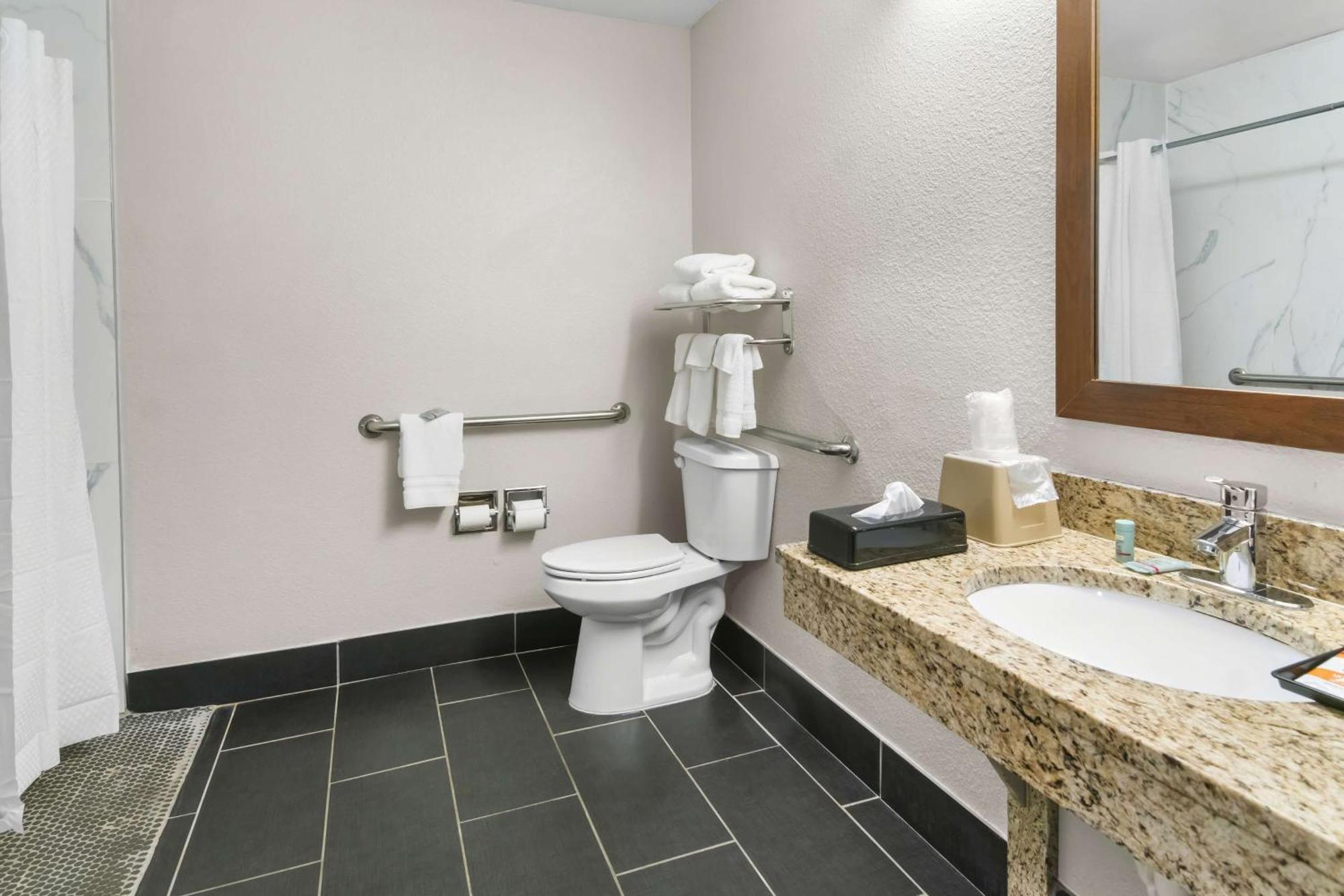 Surestay Plus By Best Western Fort Worth Benbrook Экстерьер фото