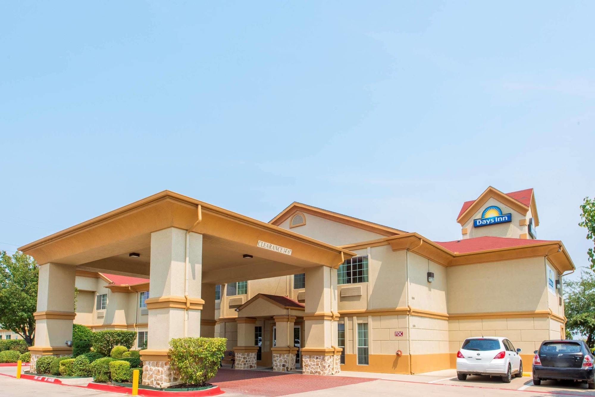 Surestay Plus By Best Western Fort Worth Benbrook Экстерьер фото